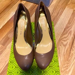 Gianni Bini Brown Leather Pointed-Toe Heels